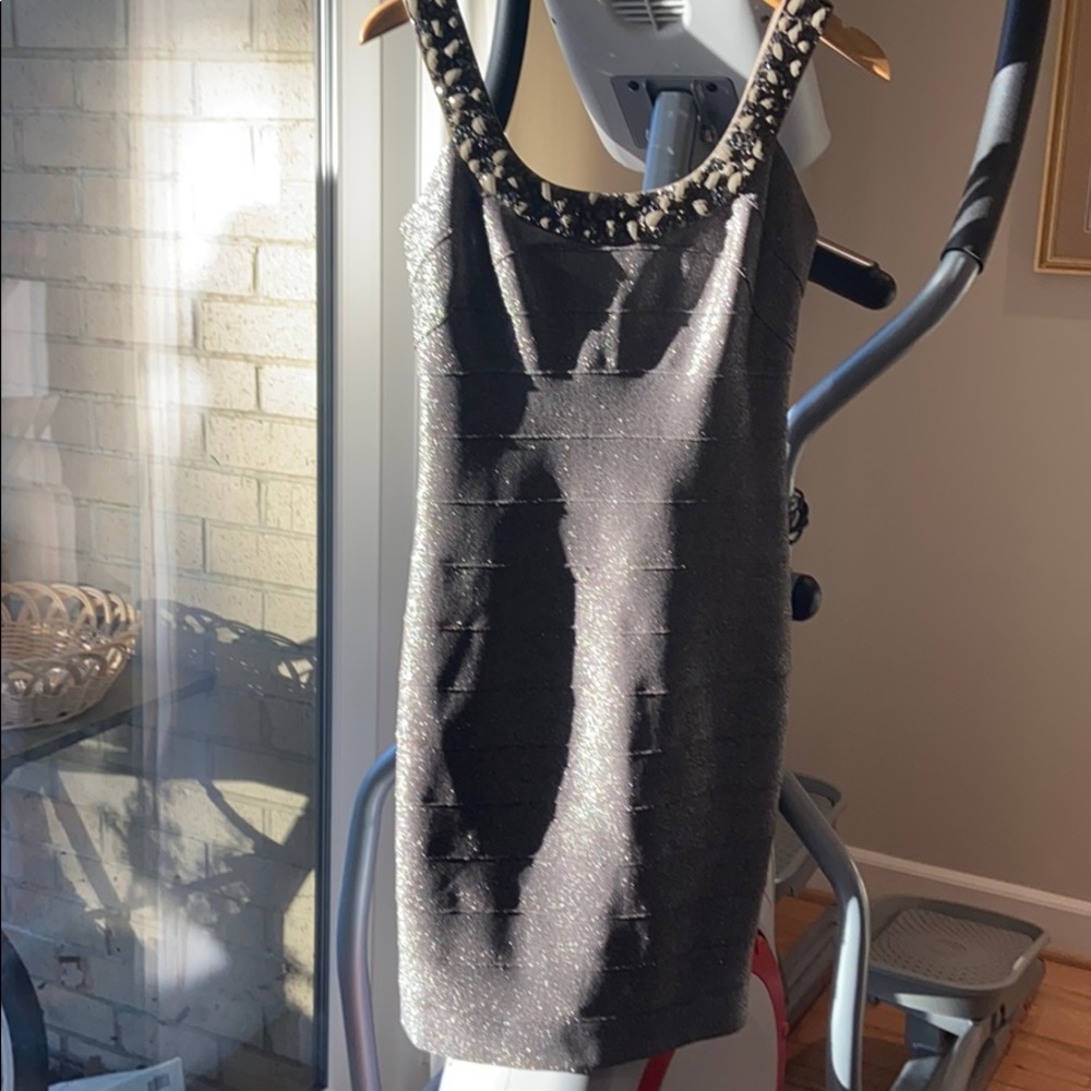 Gorgeous fitted dress with sequins and beads